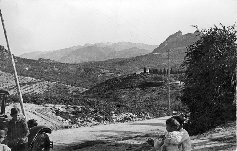 Portn de los Leones - Portn de los Leones. Foto de 1932 del Doctor Eduardo Arroyo