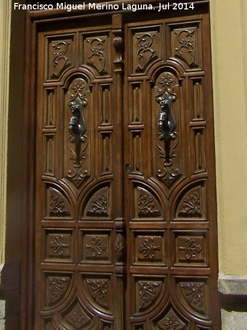 Puerta - Puerta. Villanueva del Arzobispo