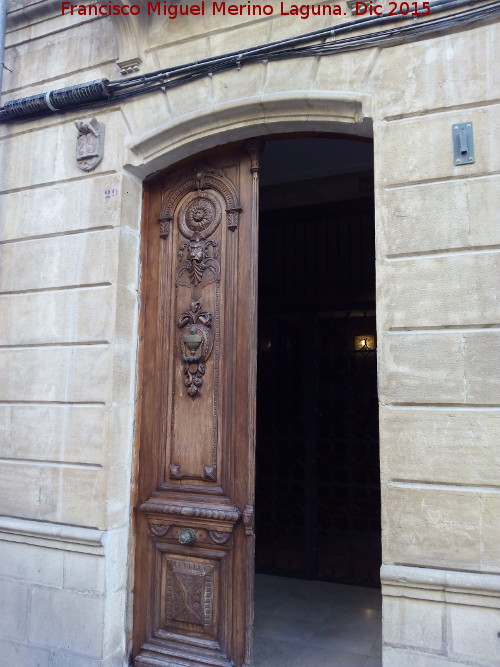 Puerta - Puerta. Calle Obispo Cobos - beda