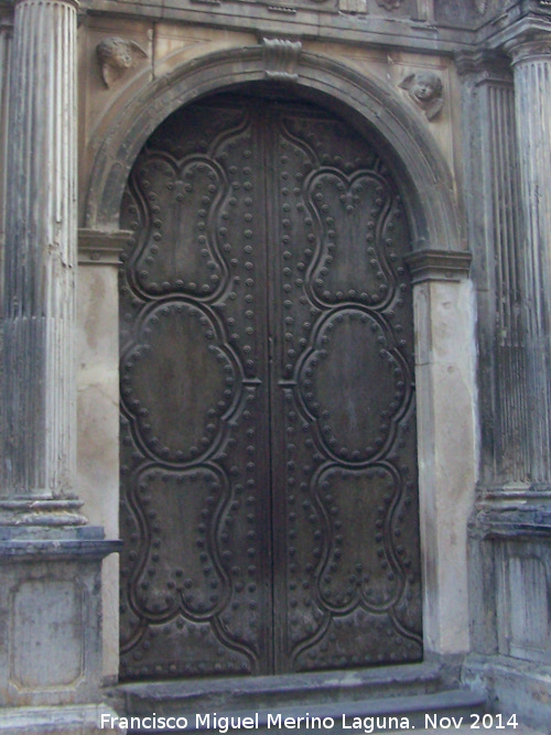 Puerta - Puerta. Iglesia de las Mercedes - Priego de Crdoba