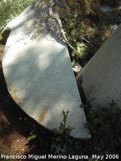 Piedras de molino de las Hazadillas - Piedras de molino de las Hazadillas. 