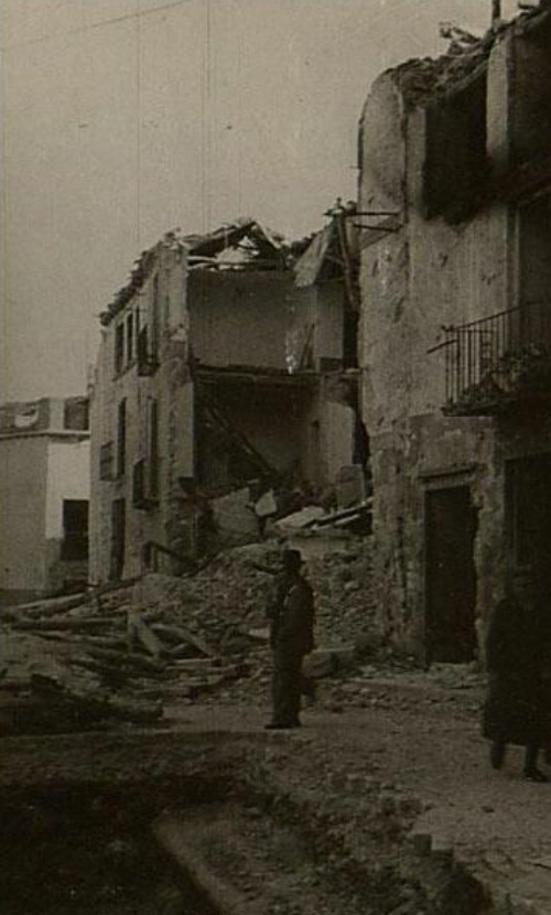 Historia de Jan. Bombardeo de Jan - Historia de Jan. Bombardeo de Jan. Plaza de San Ildefonso