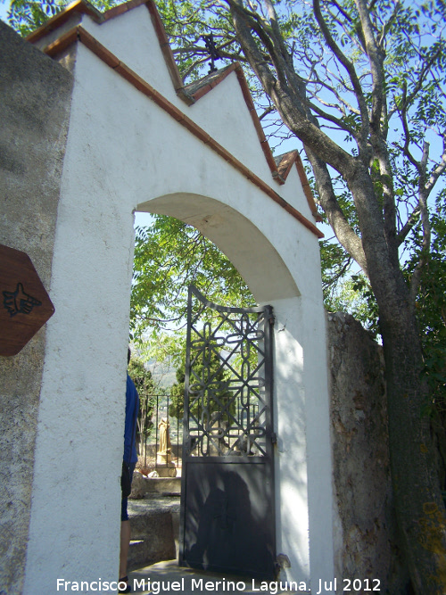 Cementerio de Guadalest - Cementerio de Guadalest. Puerta de acceso