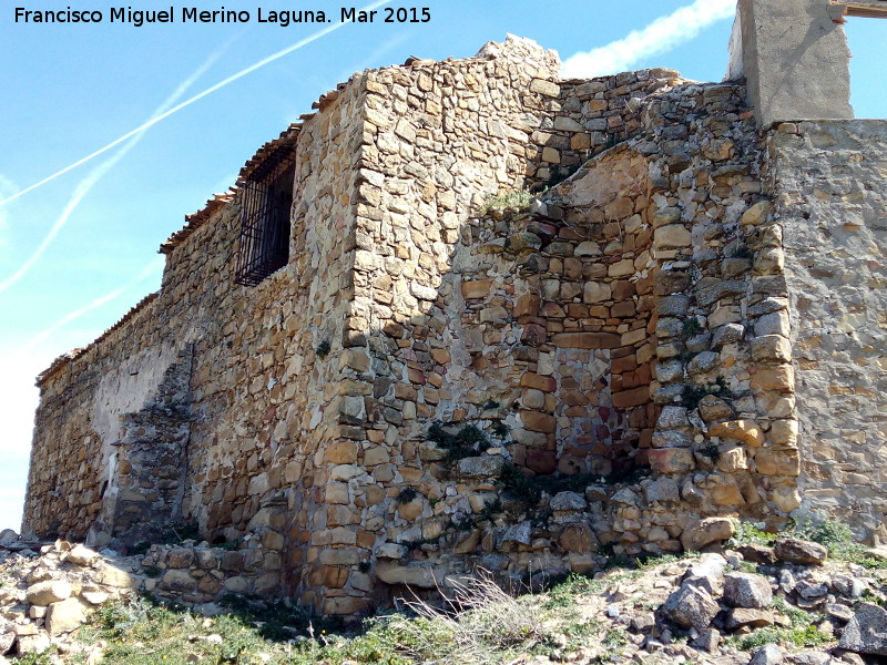 Castillo de Fuentetetar - Castillo de Fuentetetar. Torren circular