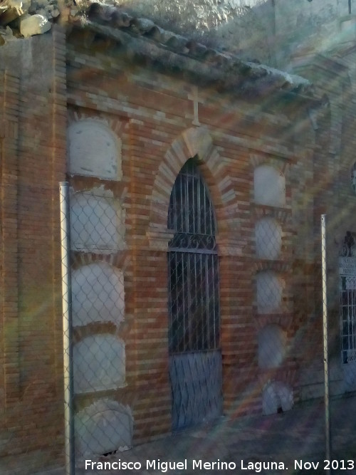 Cementerio de San Eufrasio - Cementerio de San Eufrasio. Panten de ladrillo