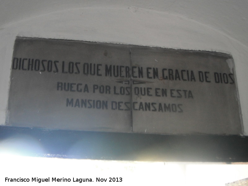 Cementerio de San Eufrasio - Cementerio de San Eufrasio. Placa a su entrada