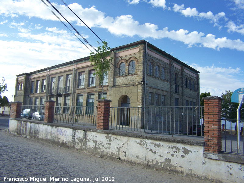 Colegio General Saro - Colegio General Saro. 