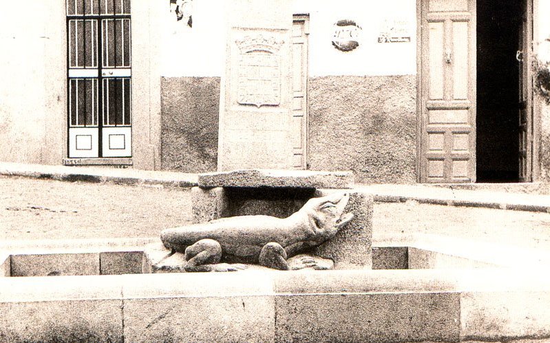 Monumento al Lagarto de la Malena - Monumento al Lagarto de la Malena. 1962