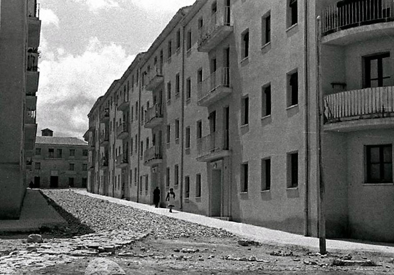 Calle Pintor Zabaleta - Calle Pintor Zabaleta. Del fotografo Jos Ortega Snchez. Viviendas Protegidas, aos 40 IEG