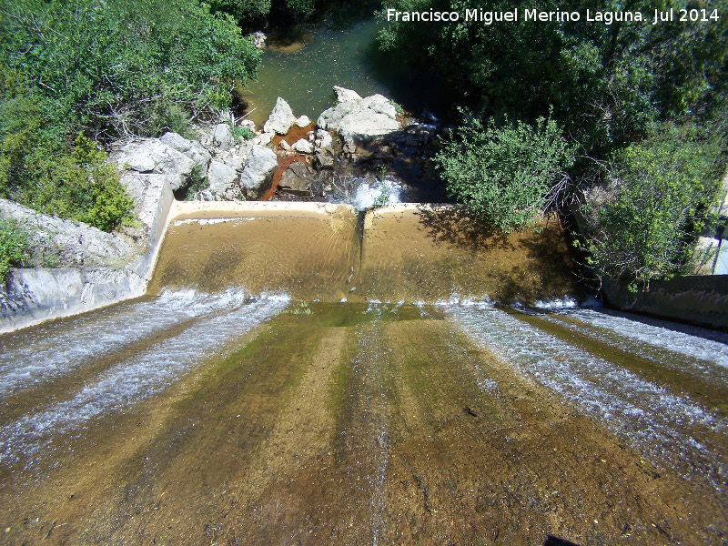 Pantano de Aguasnegras - Pantano de Aguasnegras. Presa