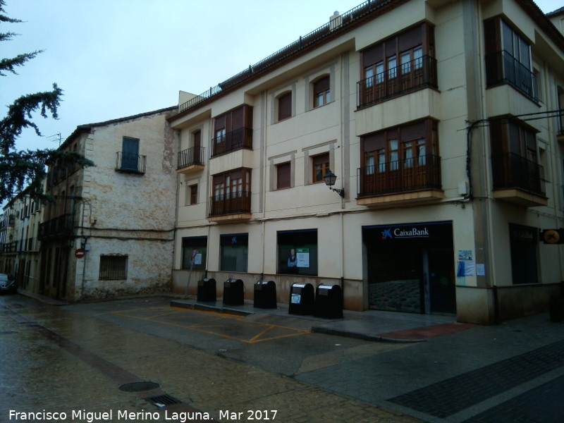 Plaza de la Iglesia - Plaza de la Iglesia. Lugar donde estuvo el Pilar de Arriba