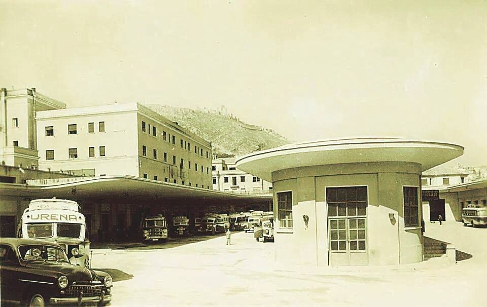 Estacin de Autobuses - Estacin de Autobuses. Foto antigua