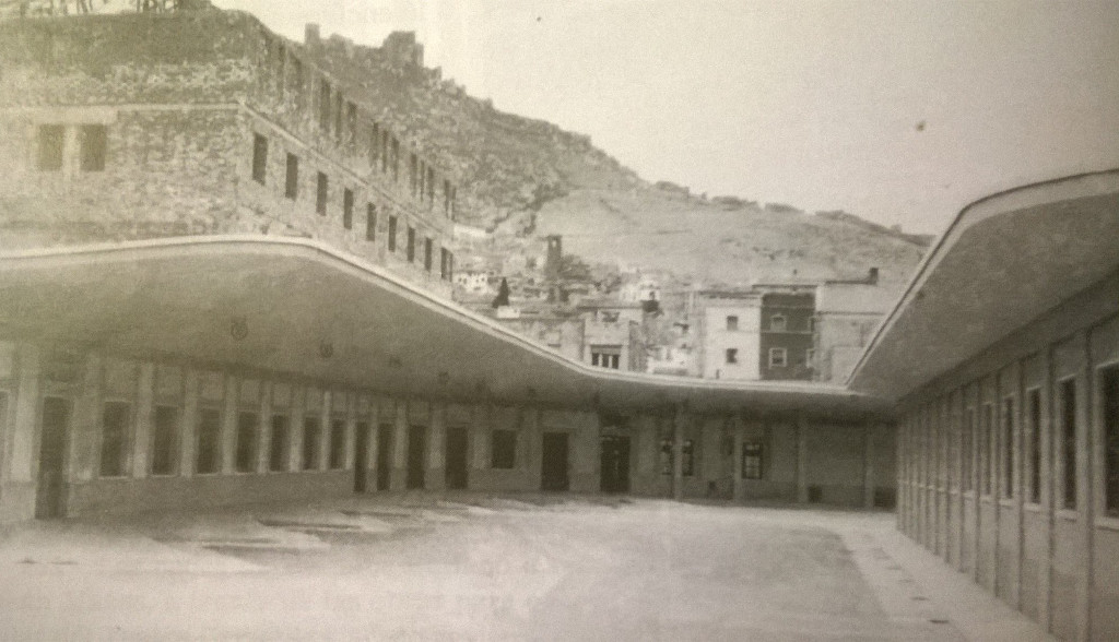 Estacin de Autobuses - Estacin de Autobuses. Foto antigua. En construccin