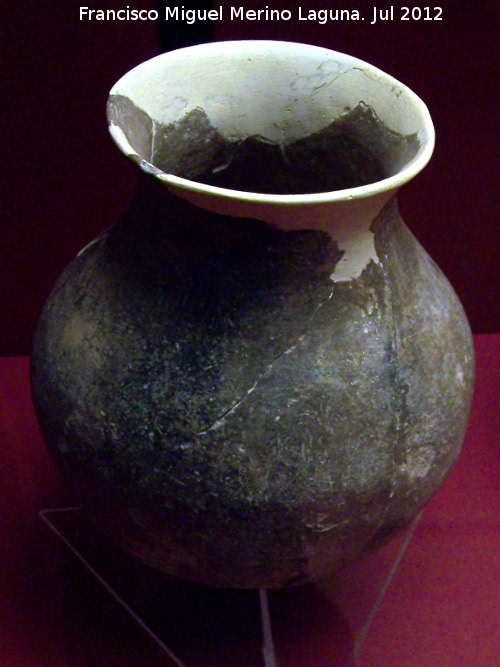 Cueva de Cao Quebrado - Cueva de Cao Quebrado. Olla. Museo Arqueolgico de beda