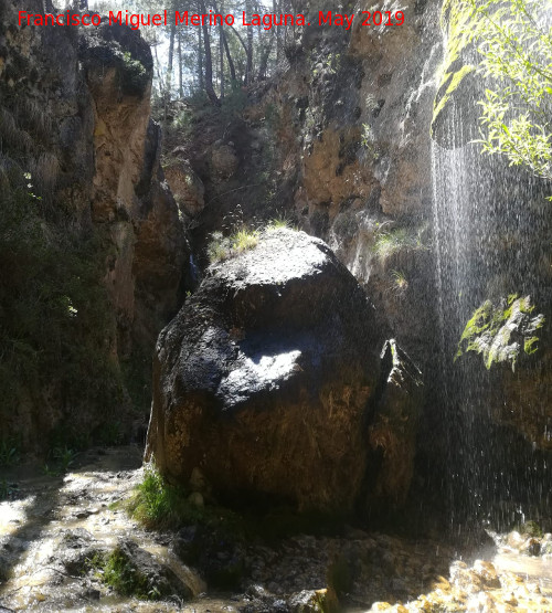 Cascada Cuarta de La Hueta - Cascada Cuarta de La Hueta. 