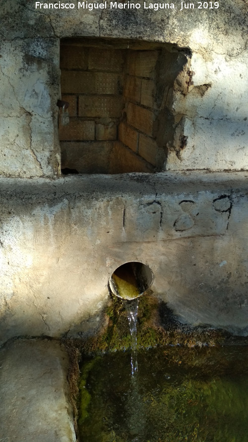 Fuente Lavadero del Dornajuelo - Fuente Lavadero del Dornajuelo. Cao y ao 1989