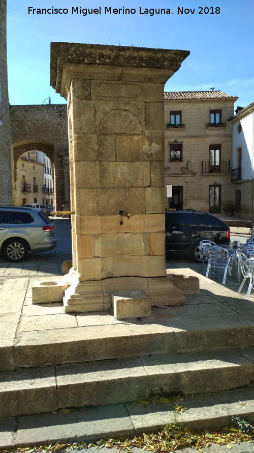 Fuente de la Puerta de beda - Fuente de la Puerta de beda. 