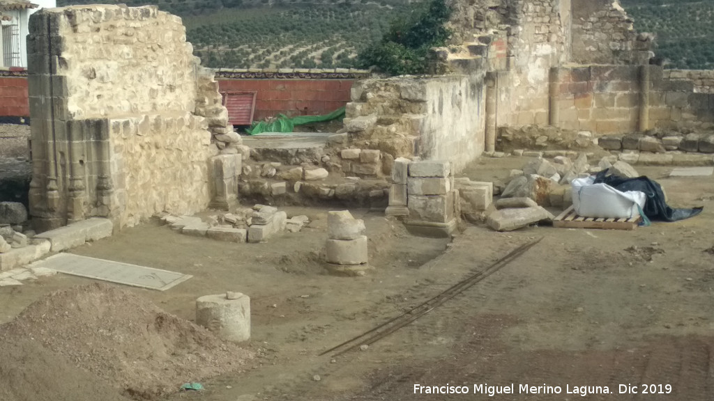 Iglesia de Santo Toms - Iglesia de Santo Toms. Pilares