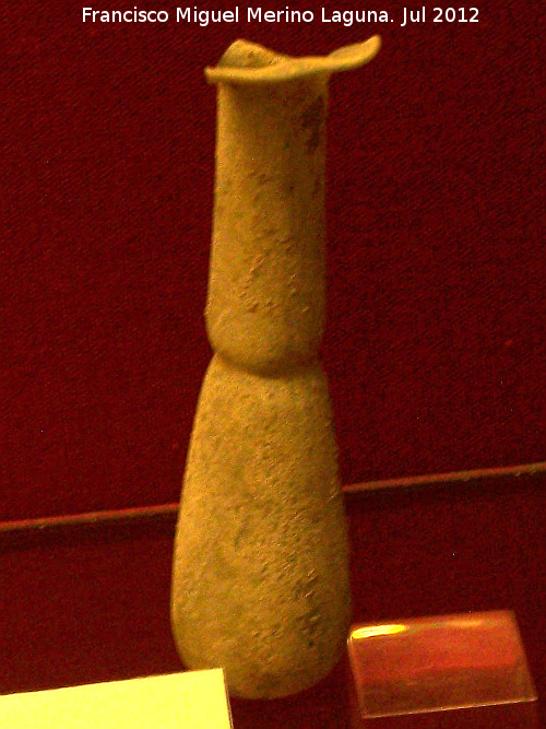Yacimiento romano de la Finca Puebla - Yacimiento romano de la Finca Puebla. Balsamario. Museo Arqueolgico de beda
