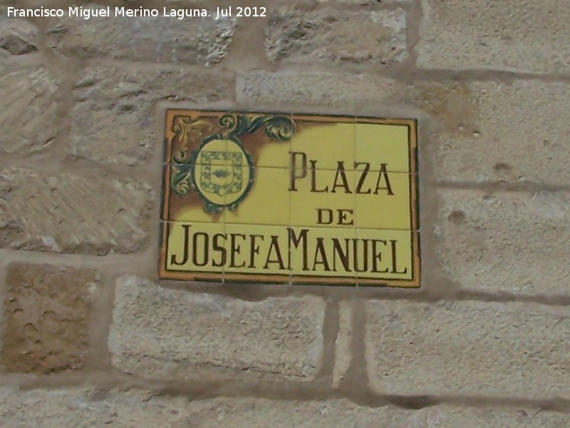 Plaza Josefa Manuel - Plaza Josefa Manuel. Placa