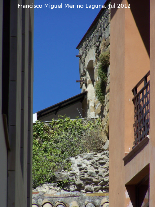 Muralla de la Corredera de San Fernando - Muralla de la Corredera de San Fernando. 