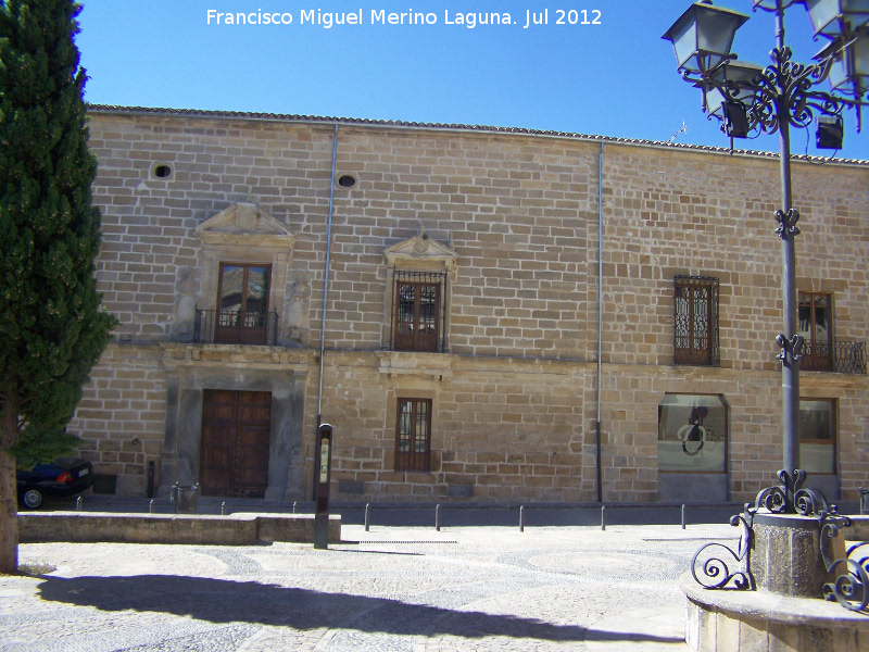 Palacio de Angus Medinilla - Palacio de Angus Medinilla. Fachada