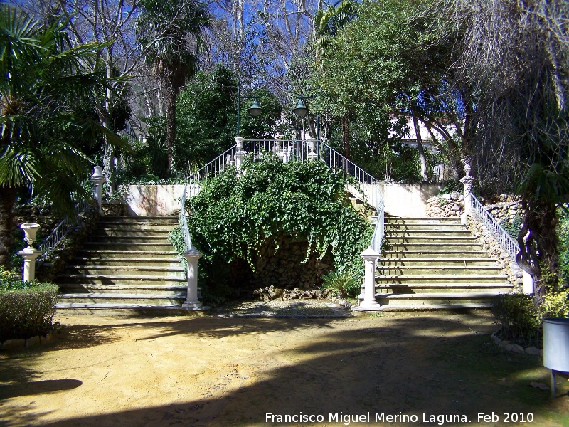 Jardines de Jabalcuz - Jardines de Jabalcuz. Balaustrada