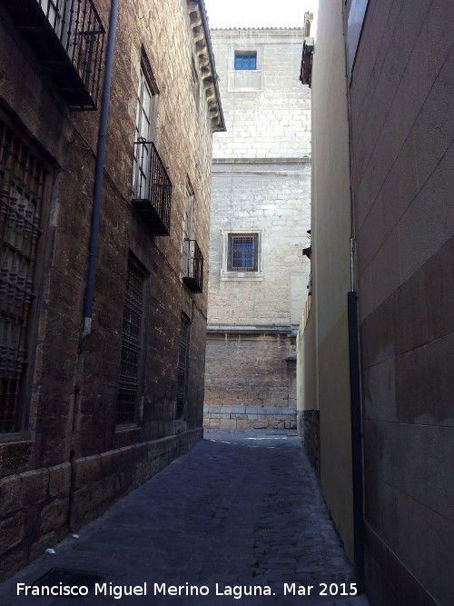 Calle Almenas - Calle Almenas. 