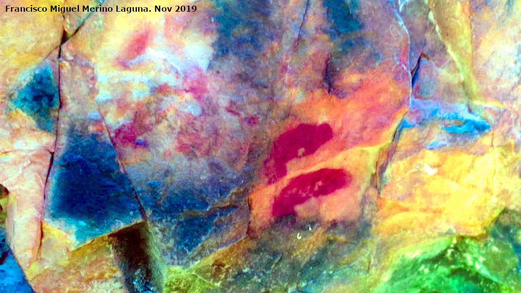 Pinturas rupestres del Cimbarrillo de Mara Antonia II - Pinturas rupestres del Cimbarrillo de Mara Antonia II. Tratada con Dstretch