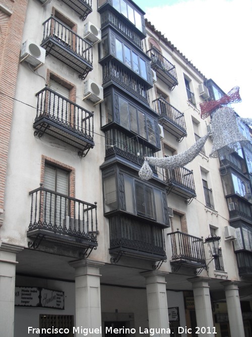 Edificio de la Calle Campanas nº 3 - Edificio de la Calle Campanas nº 3. 