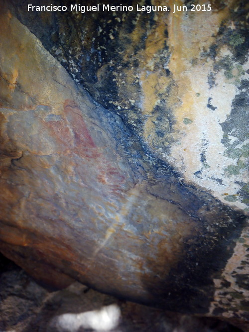 Pinturas rupestres de la Cueva de los Arcos IV - Pinturas rupestres de la Cueva de los Arcos IV. Restos de pinturas rupestres