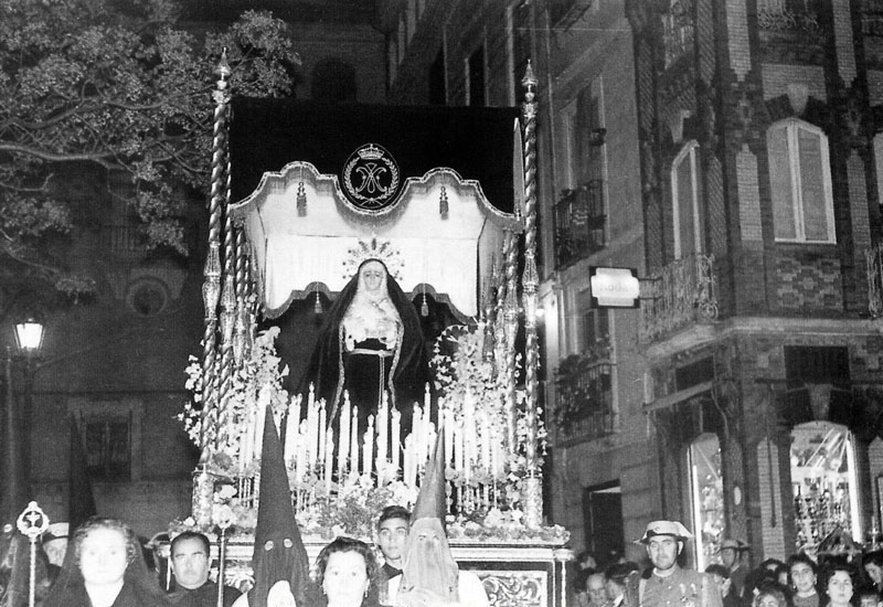 Calle Campanas - Calle Campanas. Nuestra Señora de la Soledad 1958