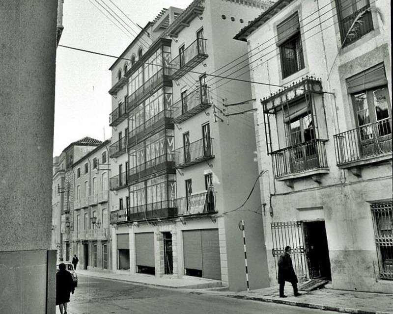 Calle Carrera de Jess - Calle Carrera de Jess. Antiguo edificio del Diario Jan