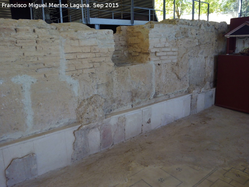Villa romana de El Ruedo - Villa romana de El Ruedo. Muro del triclinium