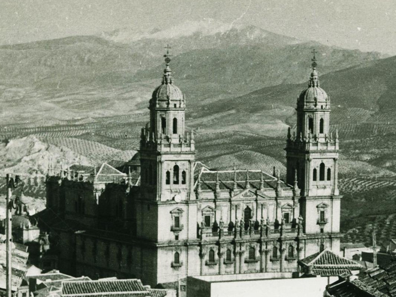 Catedral de Jaén - Catedral de Jaén. Foto antigua. Fotografía de Manuel Romero Àvila. Archivo IEG