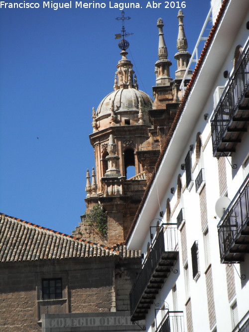 Catedral de Jan - Catedral de Jan. Desde la Calle Muoz Garnica