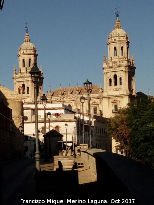 Catedral de Jaén - Catedral de Jaén. Desde la Carrera de Jesús