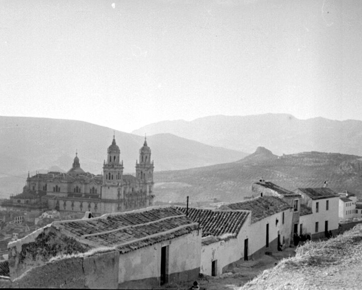 Catedral de Jaén - Catedral de Jaén. Foto antigua. Desde la Calle Capitán Aranda Alta