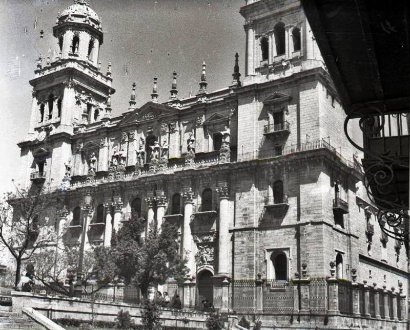 Catedral de Jan. Fachada - Catedral de Jan. Fachada. Foto antigua IEG