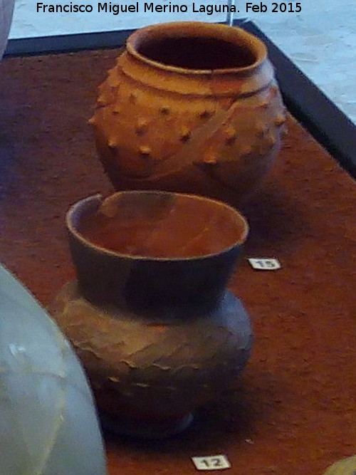 Cstulo. Necrpolis del Cerrillo de los Gordos - Cstulo. Necrpolis del Cerrillo de los Gordos. Vasos. Tumba 6. Museo Arqueolgico de Linares