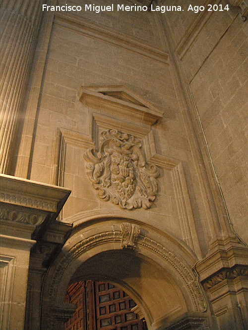 Catedral de Jan. Fachada Interior - Catedral de Jan. Fachada Interior. Paso de la Puerta de los Fieles a la Puerta del Clero