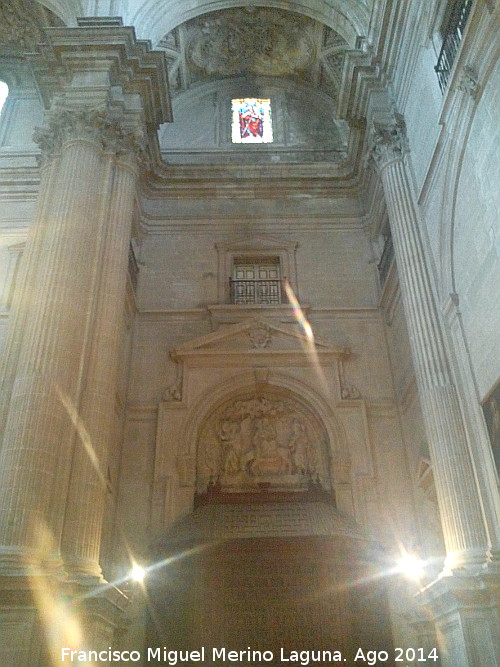 Catedral de Jan. Fachada Interior - Catedral de Jan. Fachada Interior. Puerta de los Fieles