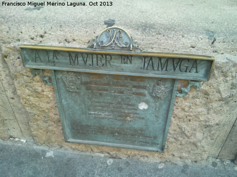 Monumento a la Mujer en Jamuga - Monumento a la Mujer en Jamuga. Placa