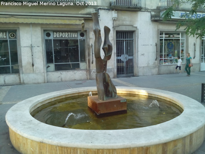 Fuente de la Plaza del Castillo - Fuente de la Plaza del Castillo. 