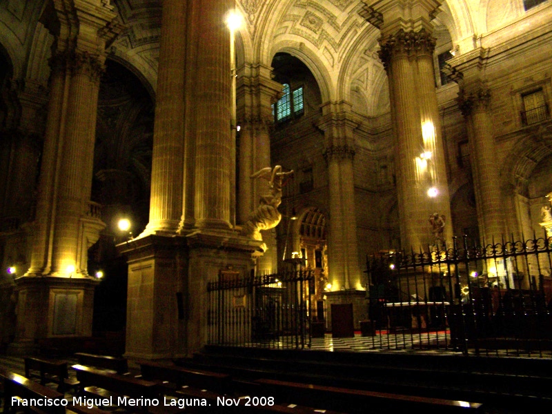 Catedral de Jan. Presbiterio - Catedral de Jan. Presbiterio. 