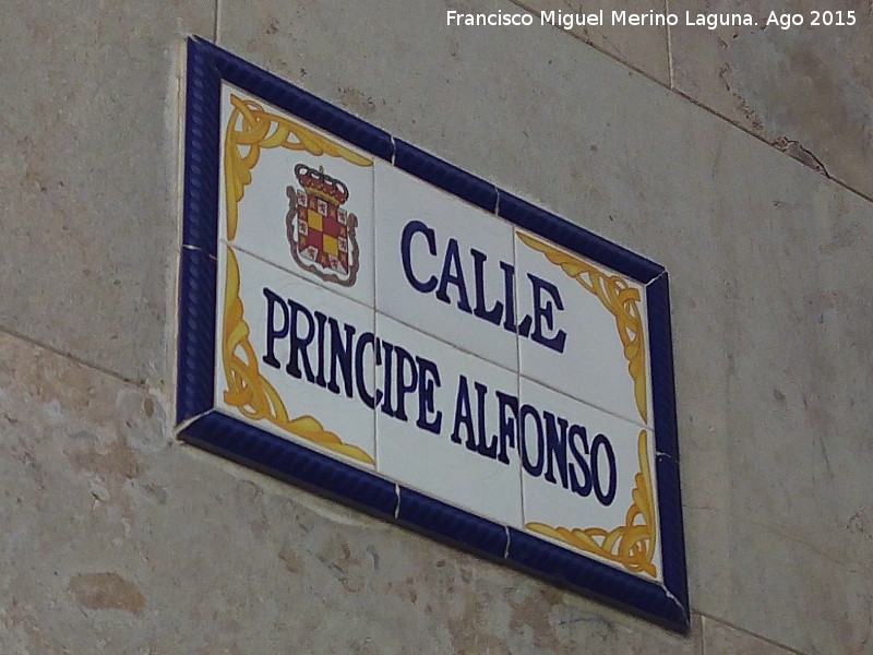 Calle Príncipe Alfonso - Calle Príncipe Alfonso. Placa