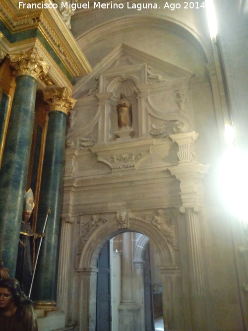 Catedral de Jan. Capilla de Santiago - Catedral de Jan. Capilla de Santiago. Puerta de acceso a la antesala de la Sala Capitular