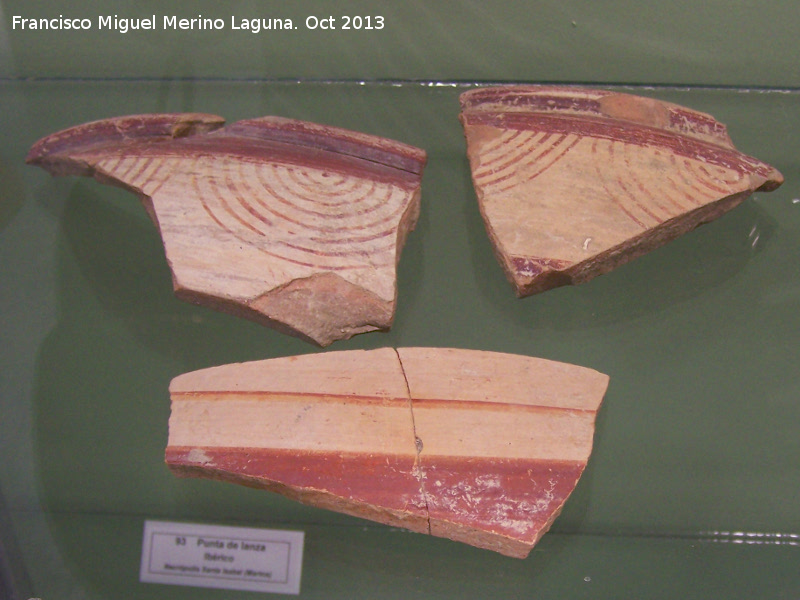 Necrpolis de Santa Isabel - Necrpolis de Santa Isabel. Fragmentos de urna cineraria. Museo San Antonio de Padua - Martos
