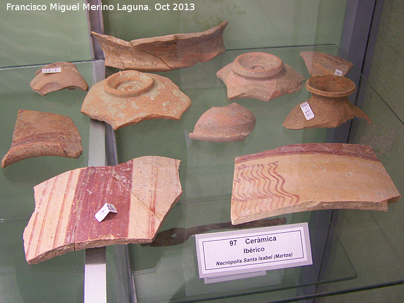 Necrpolis de Santa Isabel - Necrpolis de Santa Isabel. Cermica ibera. Museo San Antonio de Padua - Martos