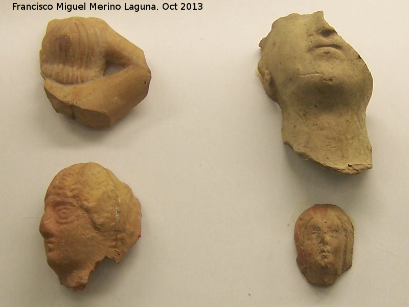 Yacimiento Vado Jan - Yacimiento Vado Jan. Figuras romanas. Museo San Antonio de Padua - Martos